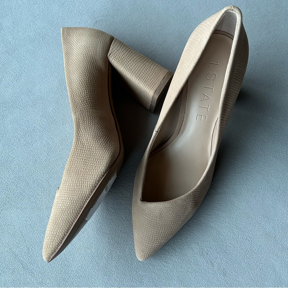 1. State ~ Harvie Pump ~ Bisque Colour ~ Women’s Size 6